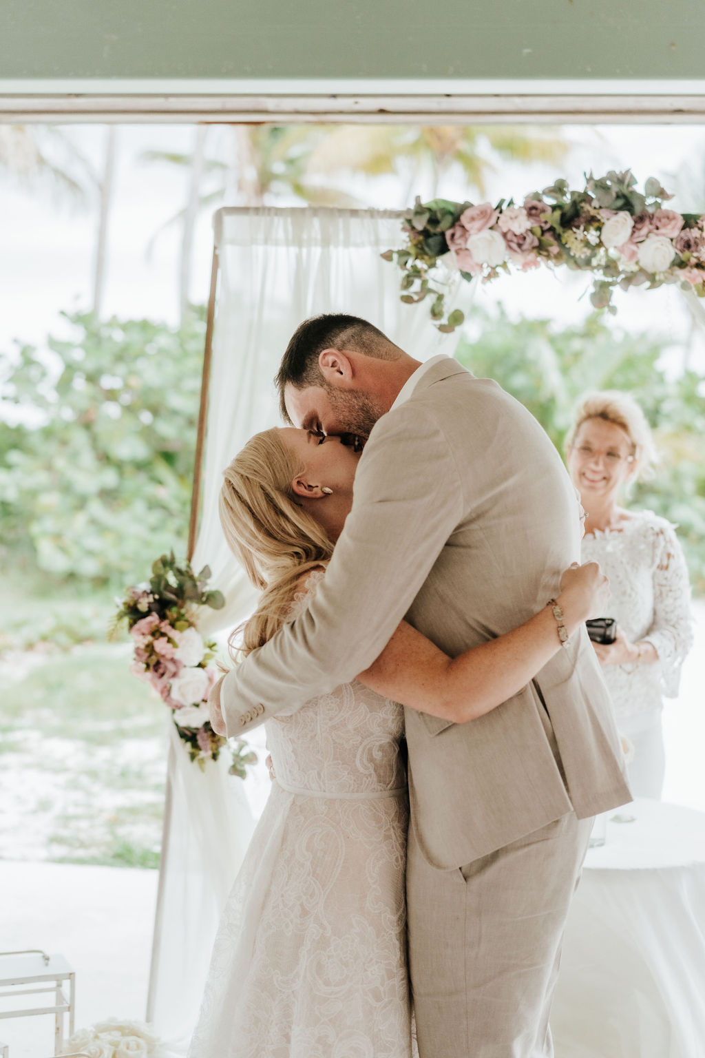 Ashley & Richard — Photo 31