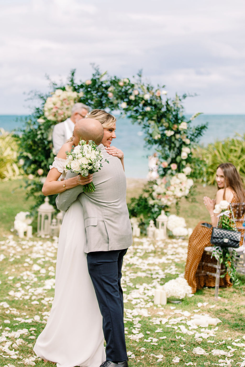 Maria & George — Photo 4